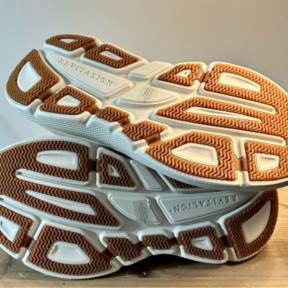 New Revitalign Orthotic Mesh Walking Sneakers- Gaia Size 11 - Picture 9 of 9